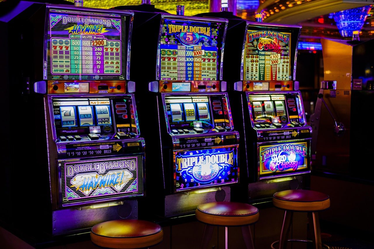 jlfun platform overview showing sports and casino sections for Philippines players
